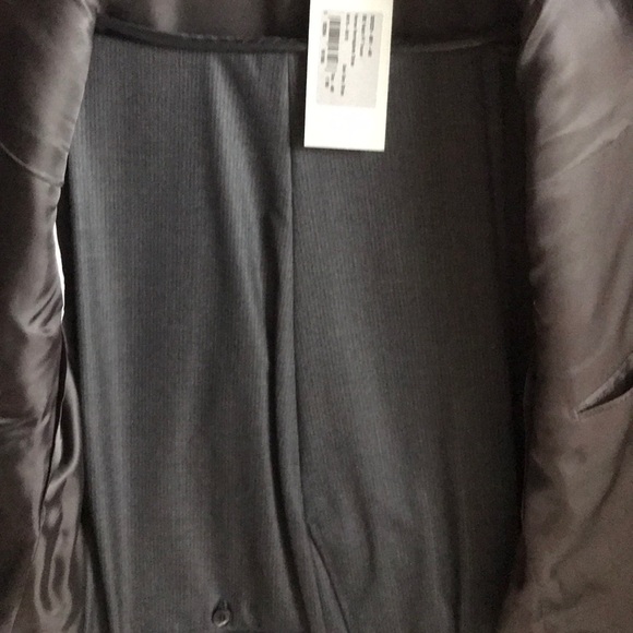 Brand New Gieves & Hawkes Dark Grey Stripe Suit - Picture 6 of 6